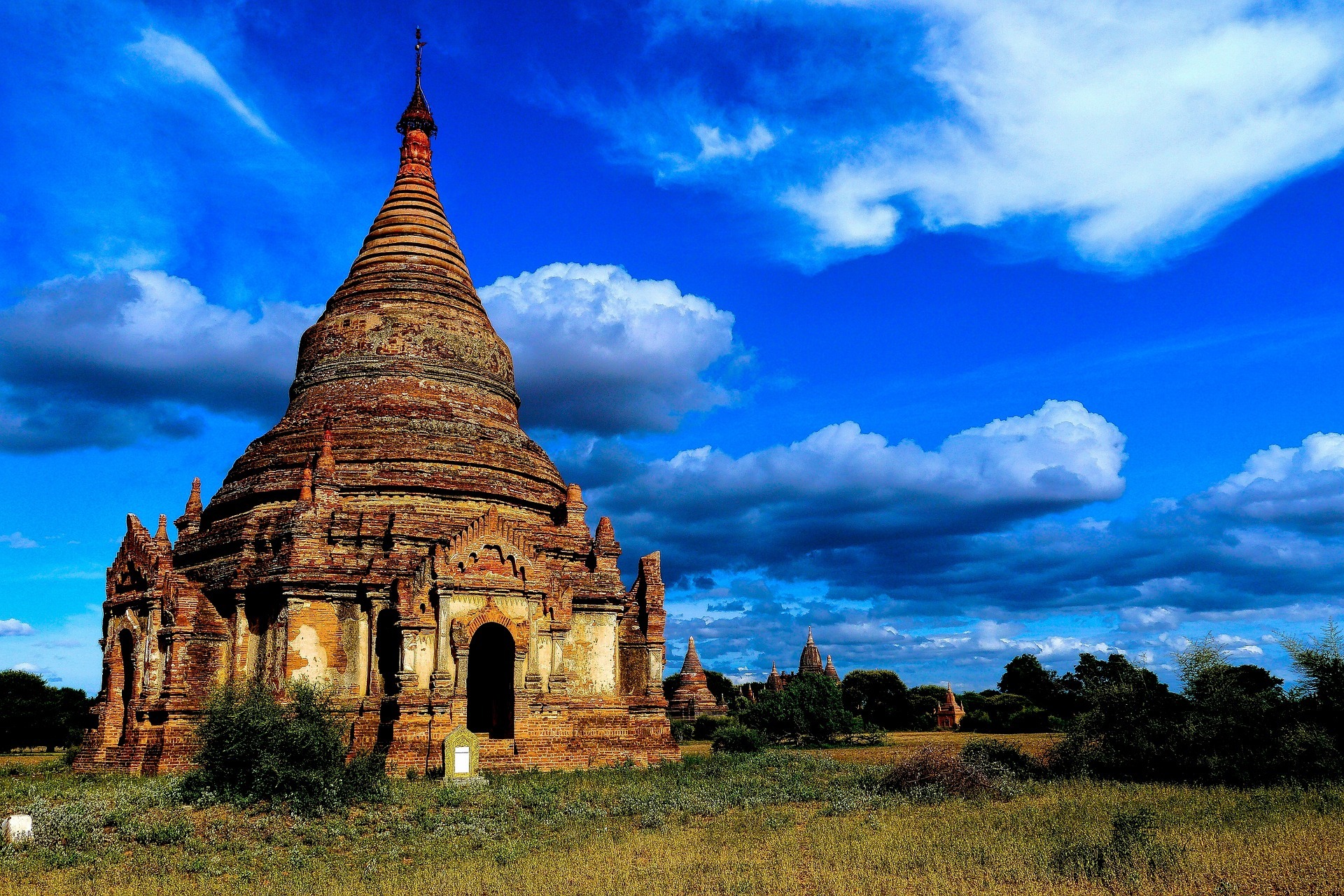 expat financial advice in Myanmar